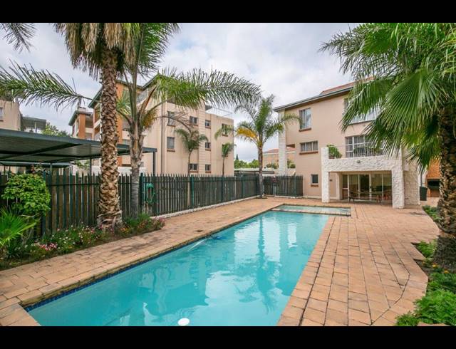2 BEDROOM APARTMENT FOR SALE IN SUNNINGHILL